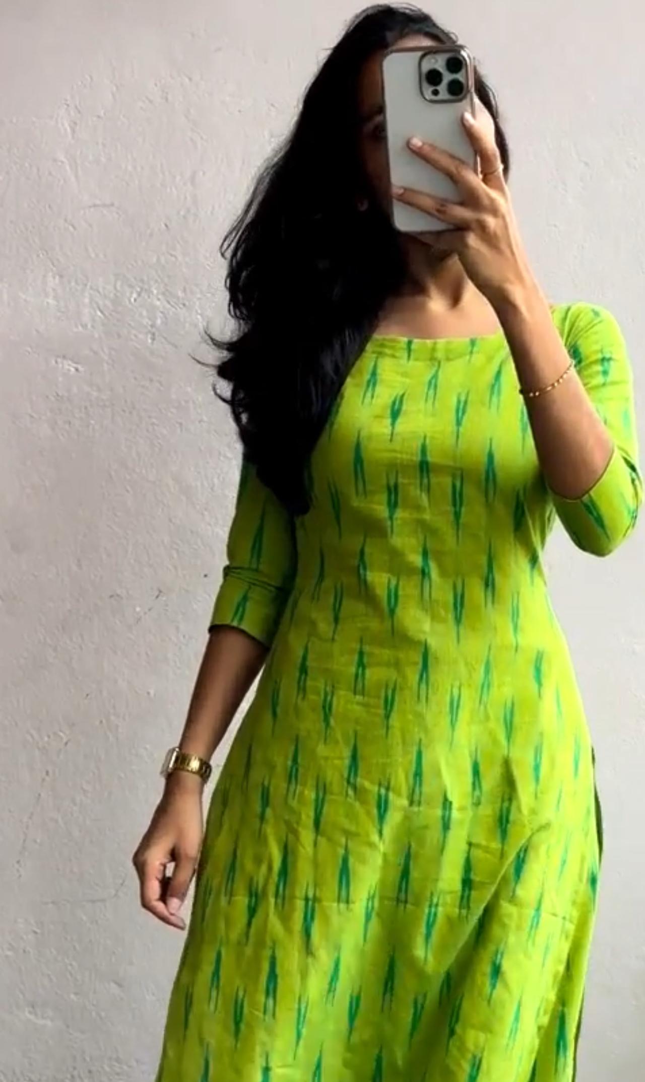 Green Ikkat Suit: Elegant Formal Wear