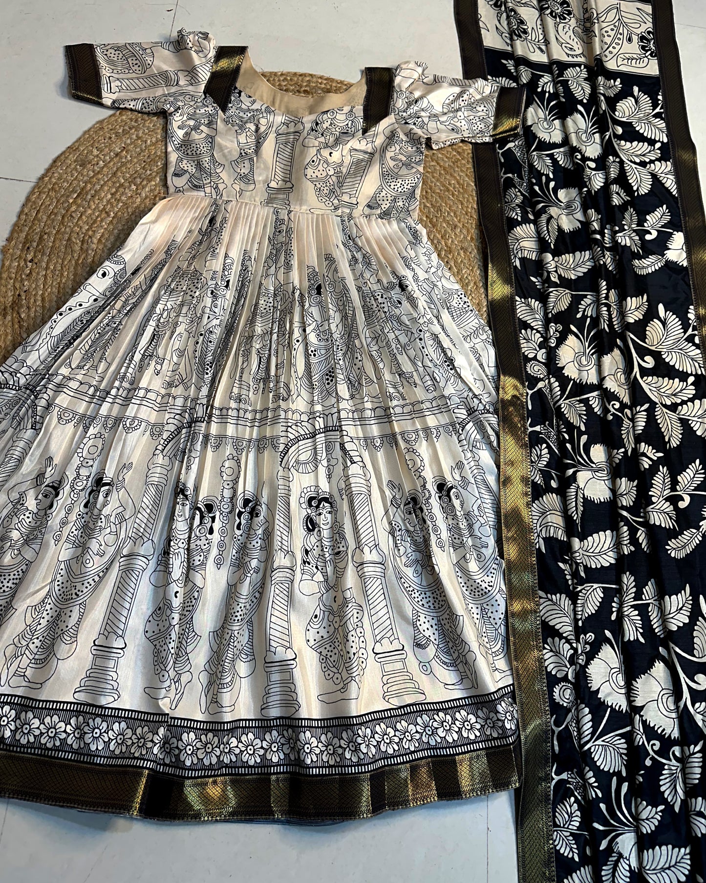 Rithu Choudhary Inspired Anarkali Kalamkari Set