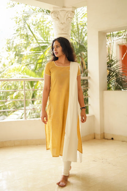 VTV Jessie (Kurti+Dupatta) Yellow & White