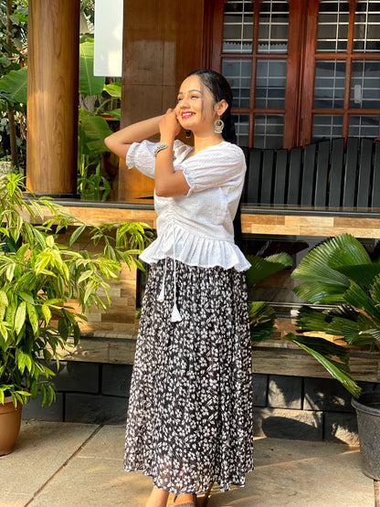 Hakoba Top with Skirt