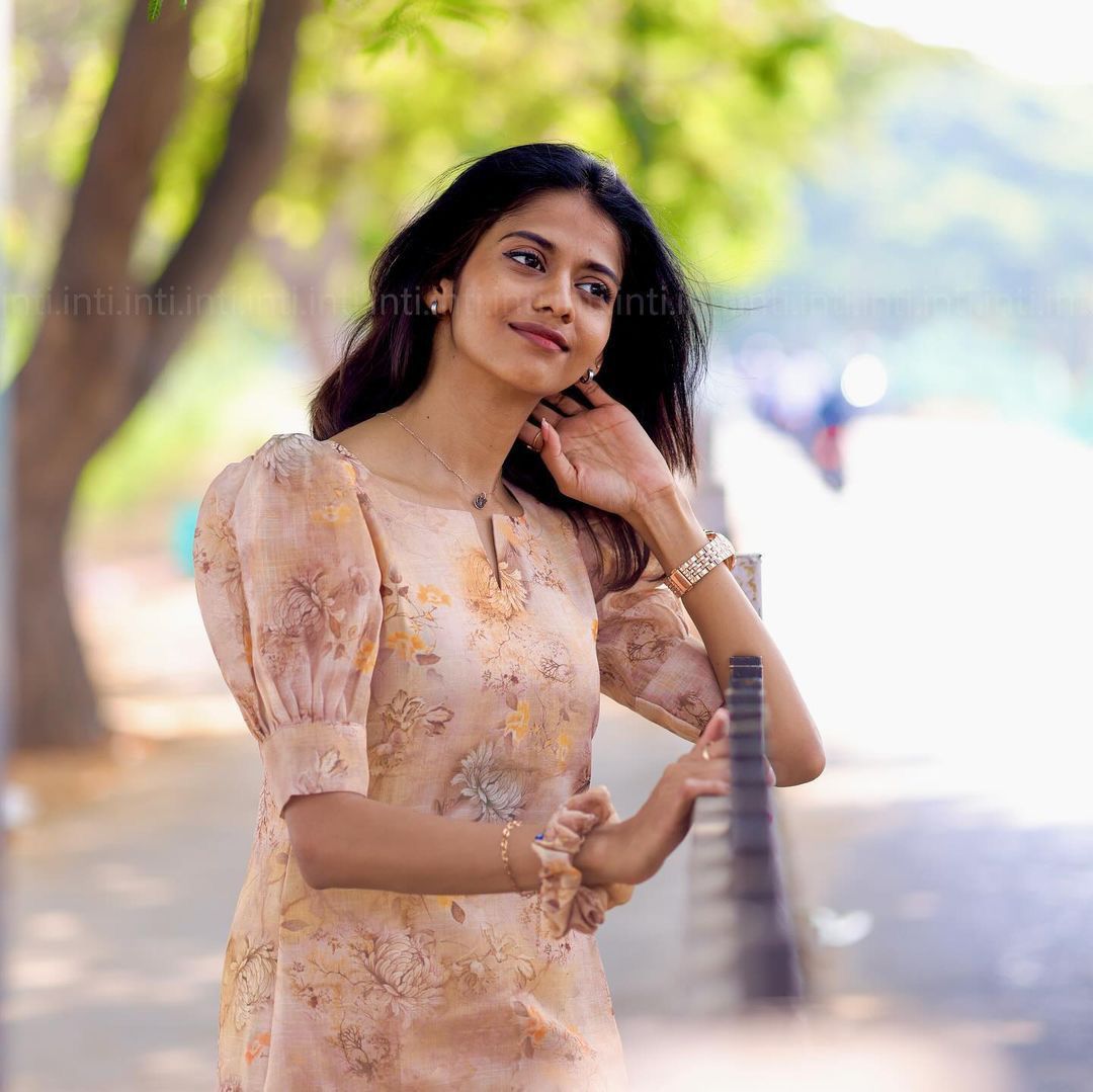 GOLDEN DUST KURTI