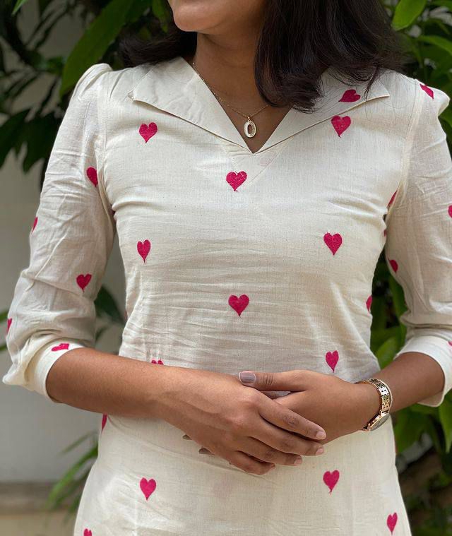 1283 Kora Red Collar