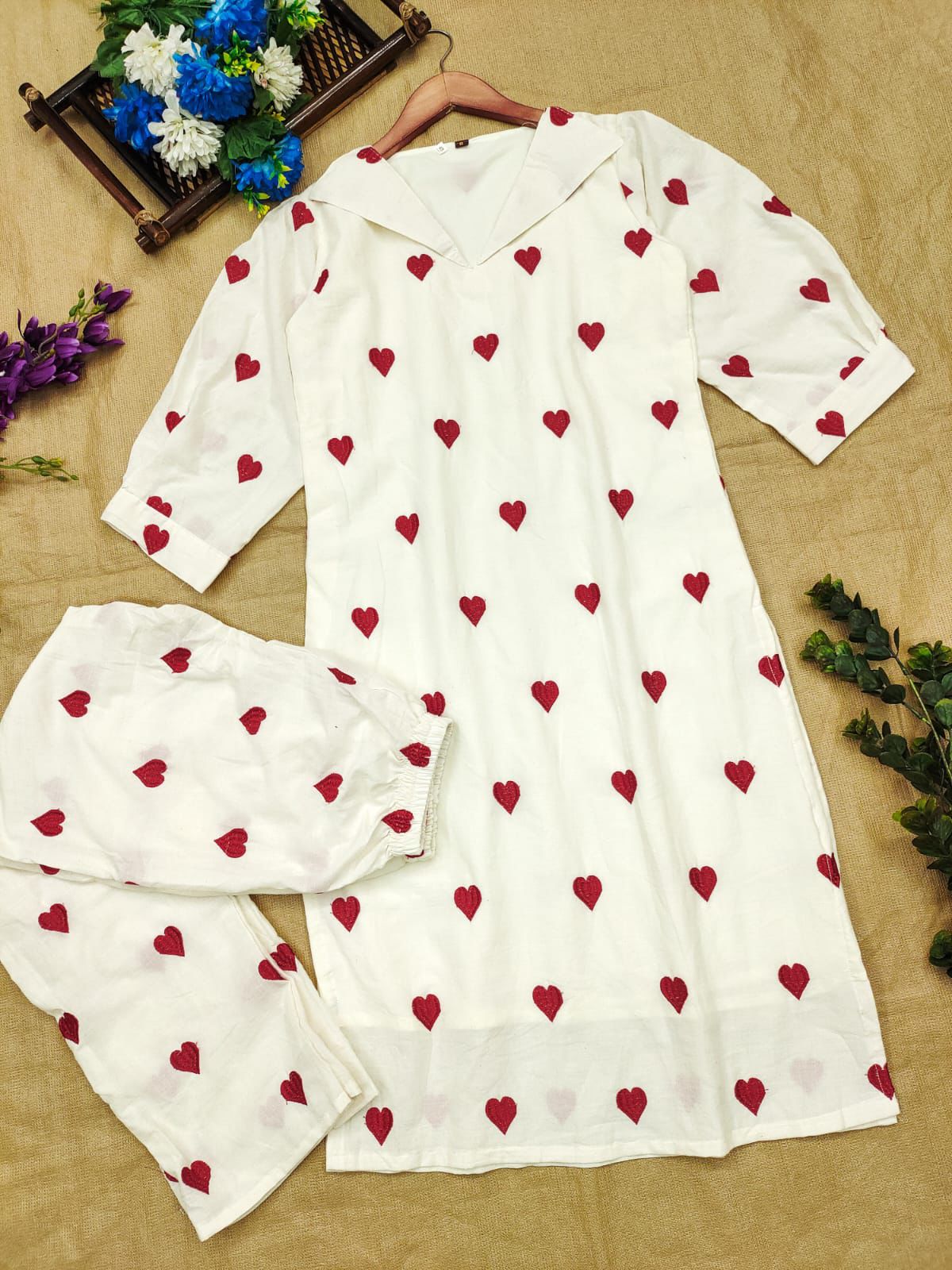 1283 Kora Red Collar