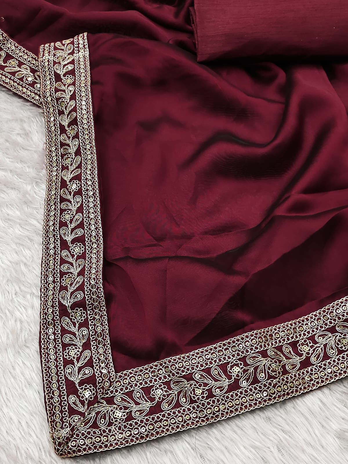 1444 Farheen Saree