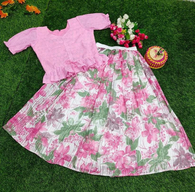 Hakoba Top with Skirt
