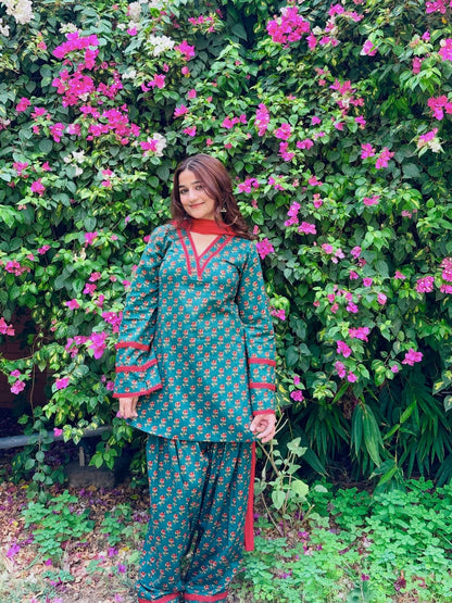 Premium Floral Farshi Set