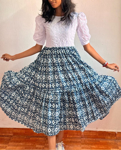 "Handloom Muslin Hakuba Ikkat Print Women's Top - Sustainable Fashion"