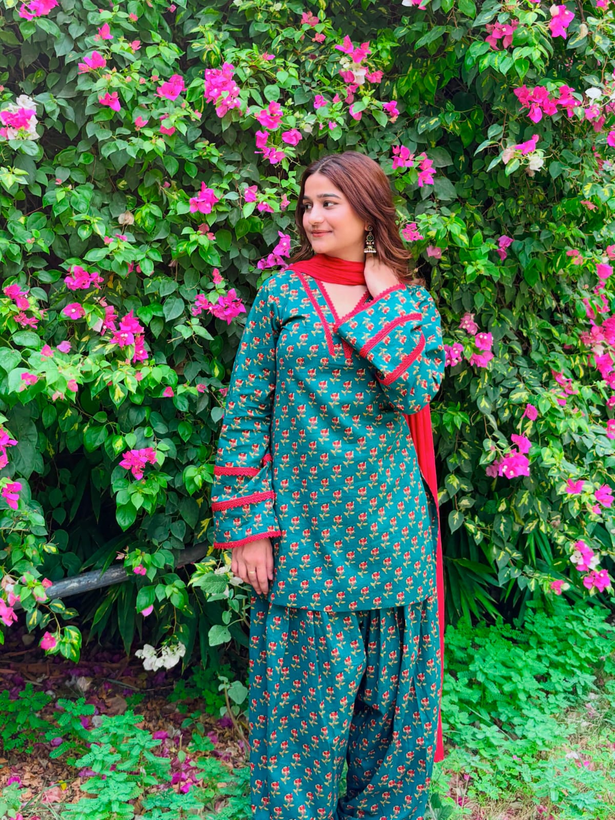 Premium Floral Farshi Set